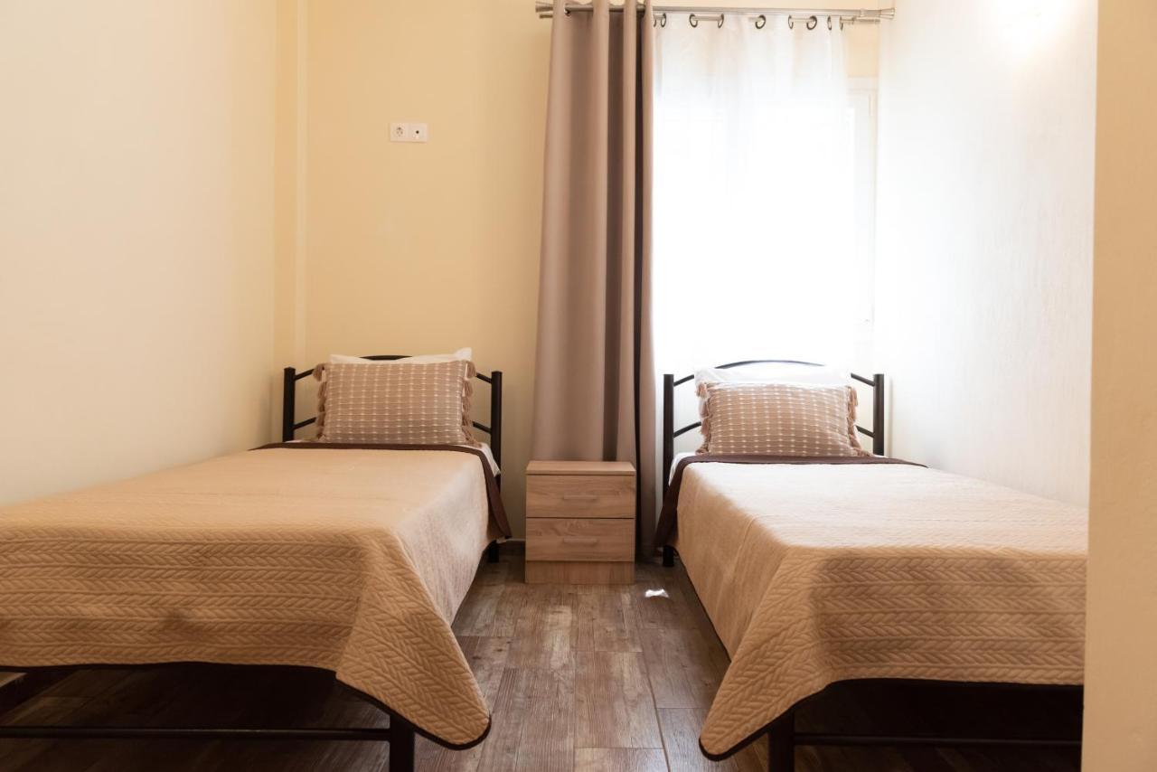 Evdokia'S Apartments And Rooms ネオス・マルマラス エクステリア 写真