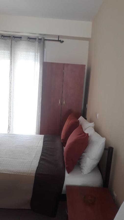 Evdokia'S Apartments And Rooms ネオス・マルマラス エクステリア 写真