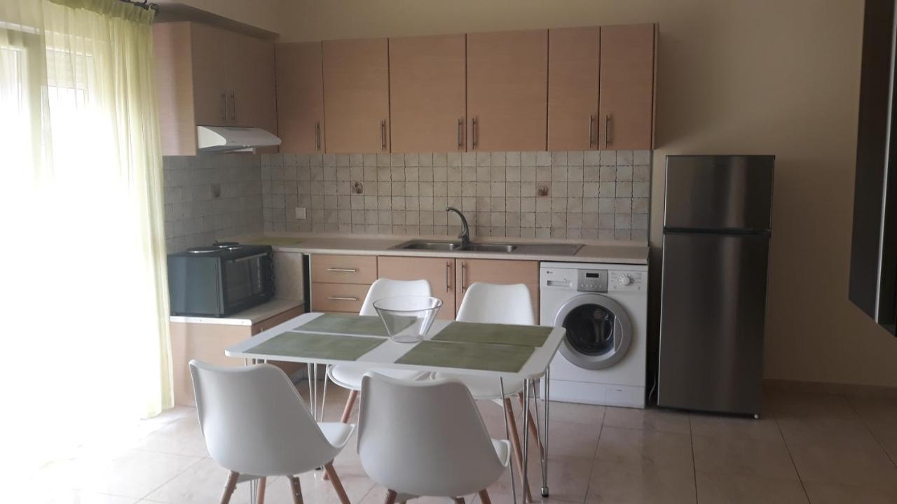 Evdokia'S Apartments And Rooms ネオス・マルマラス エクステリア 写真