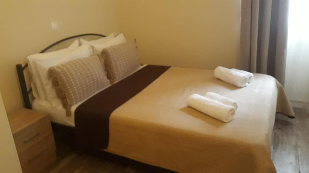 Evdokia'S Apartments And Rooms ネオス・マルマラス エクステリア 写真
