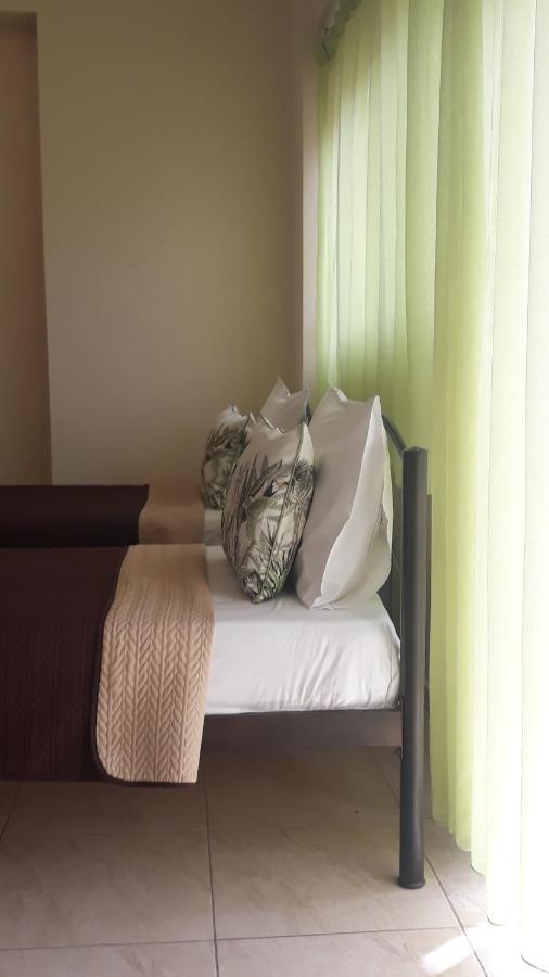 Evdokia'S Apartments And Rooms ネオス・マルマラス エクステリア 写真